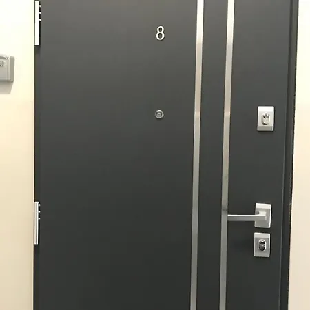 Stare Apartment